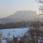 Charmante In Struppen