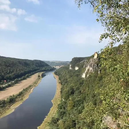 In Saxony With Garden * Weissig (Sachsische Schweiz-Osterzgebirge)