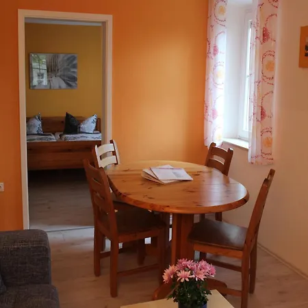 Charmante In Struppen